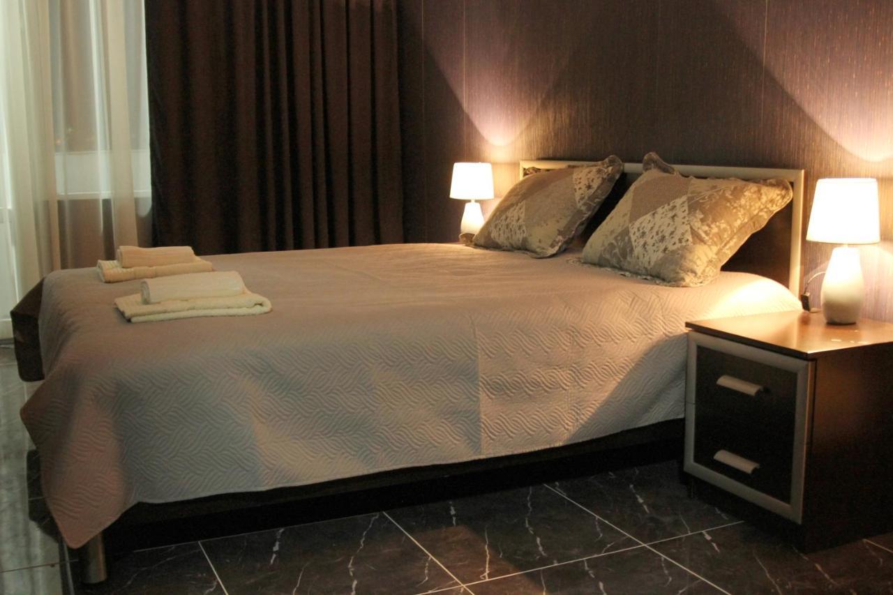 Georgian Hosts Tbilisi Hotell Exteriör bild